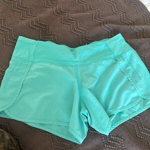 Lululemon speed up short